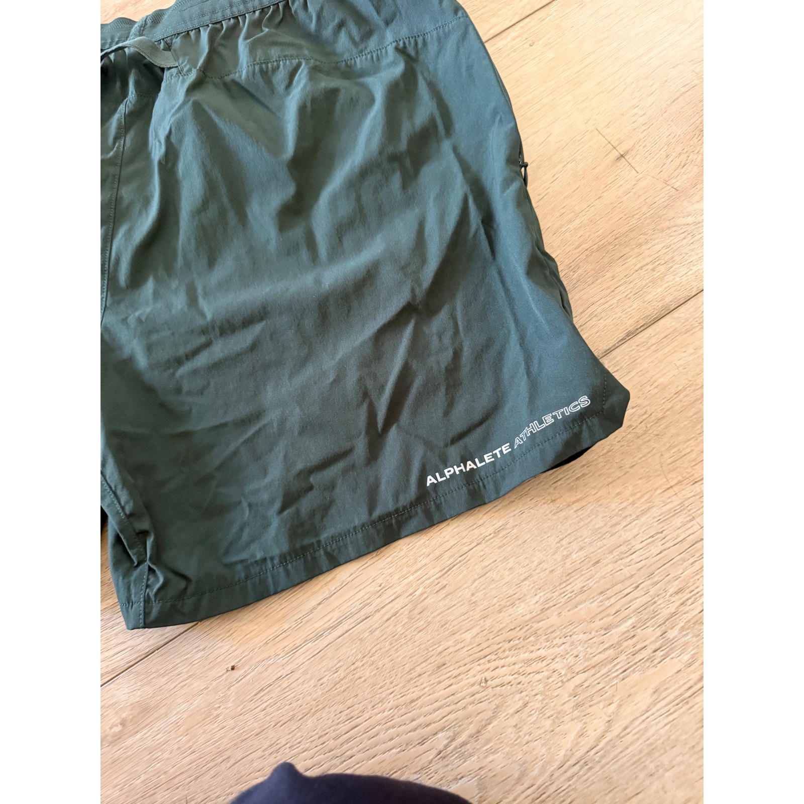 Alphalete Athletics Shorts Mens Large Green Active Gym Training Workout — image 2 of 4